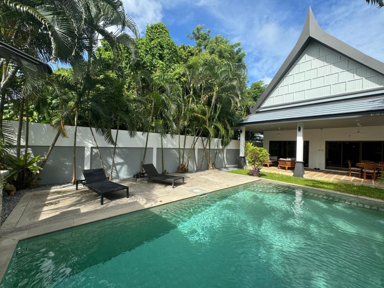 Montrachet Villa By G Estate Rawai Exterior photo